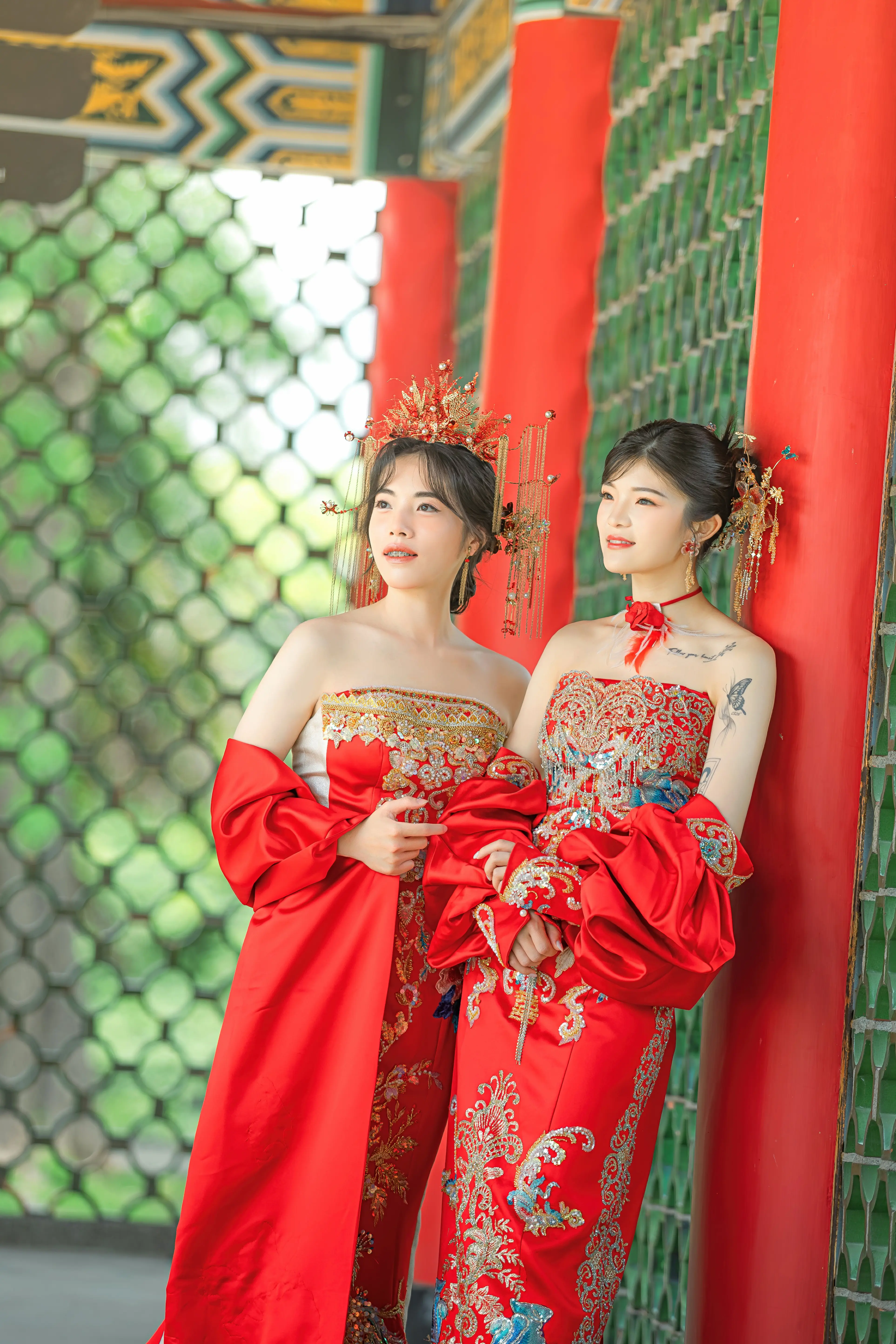 高雄旗袍閨蜜寫真｜古典建築雙人合照