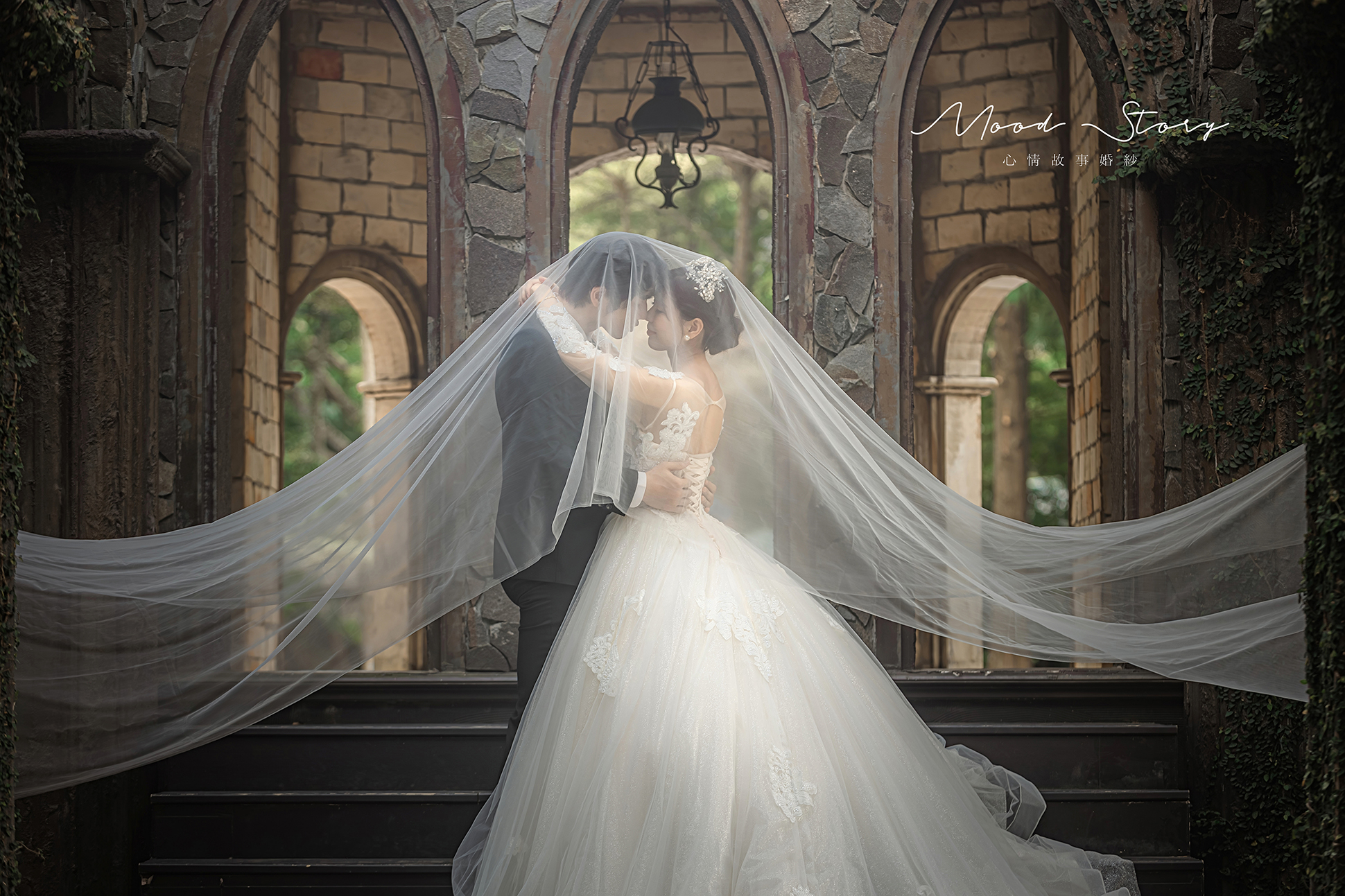 高雄結婚照｜棚拍長頭紗經典婚紗照 ｜ Mood Story